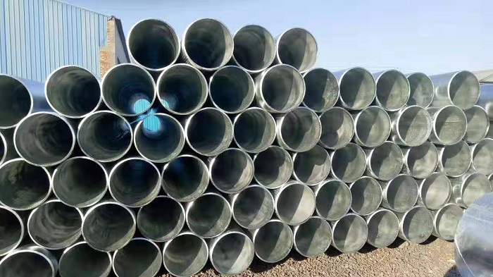 小记者们揭秘气候奥妙：从试验室到天空的探究之旅